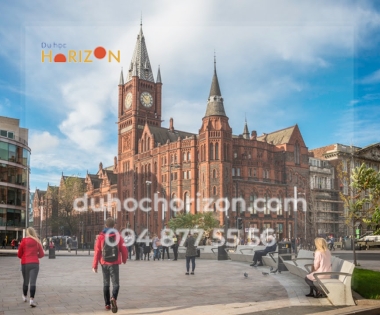 UNIVERSITY OF LIVERPOOL